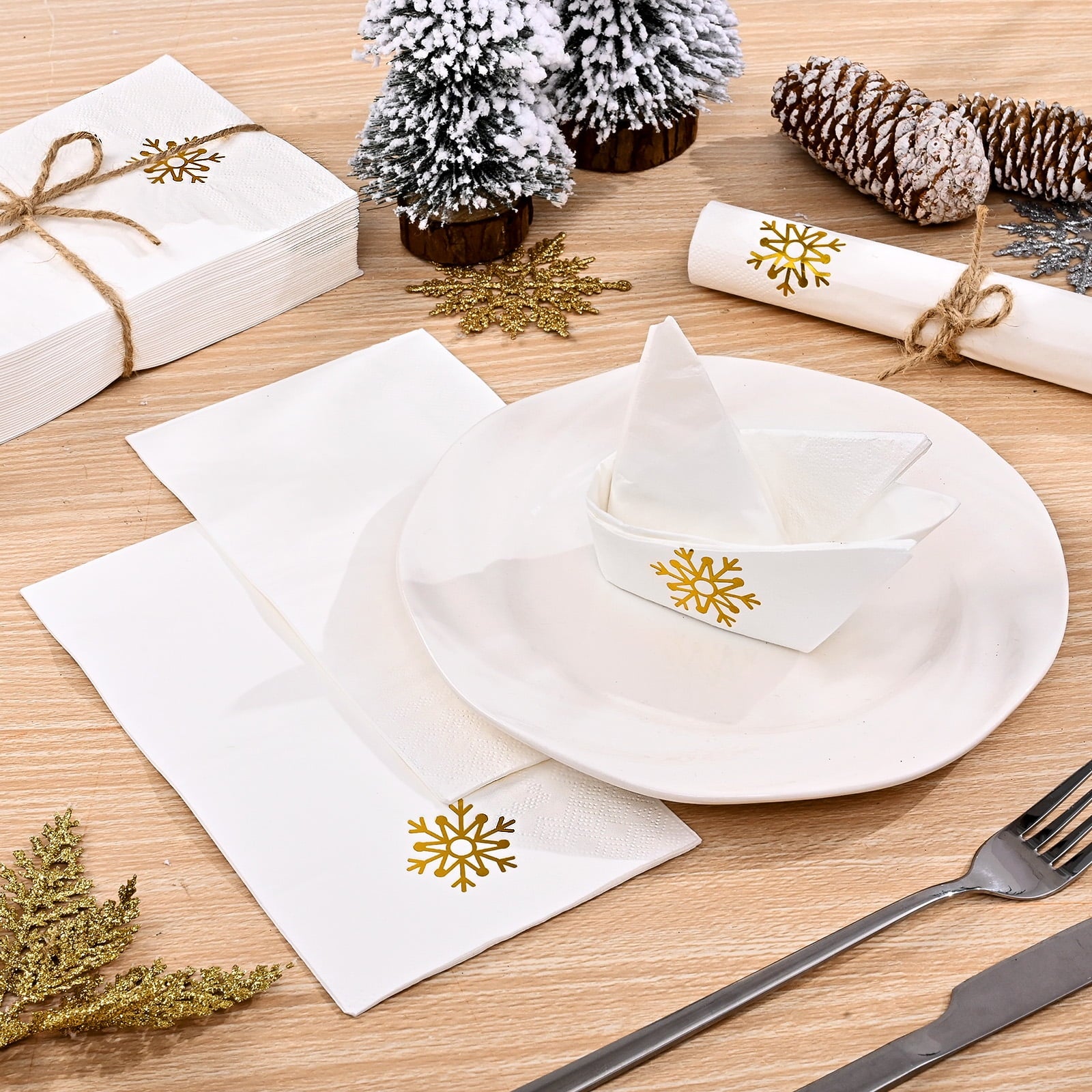 DAZLUTE 100 PCS Christmas Paper Napkins 3 Ply Gold Foil Snowflake Napkins, Merry Christmas Guest Napkins Disposable for Dinner Party